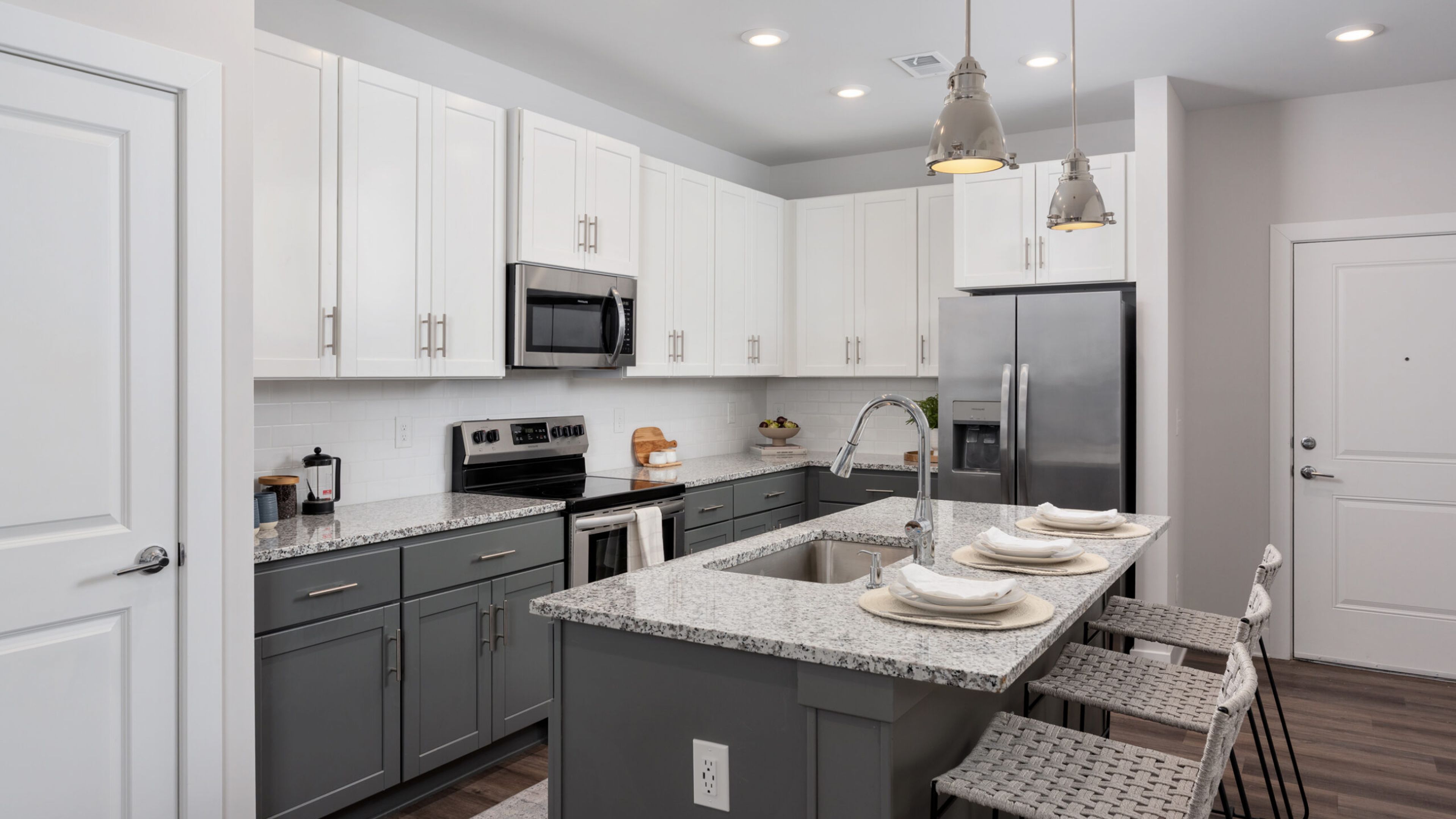 Hawthorne at New BernCommunity room with seating and fireplace